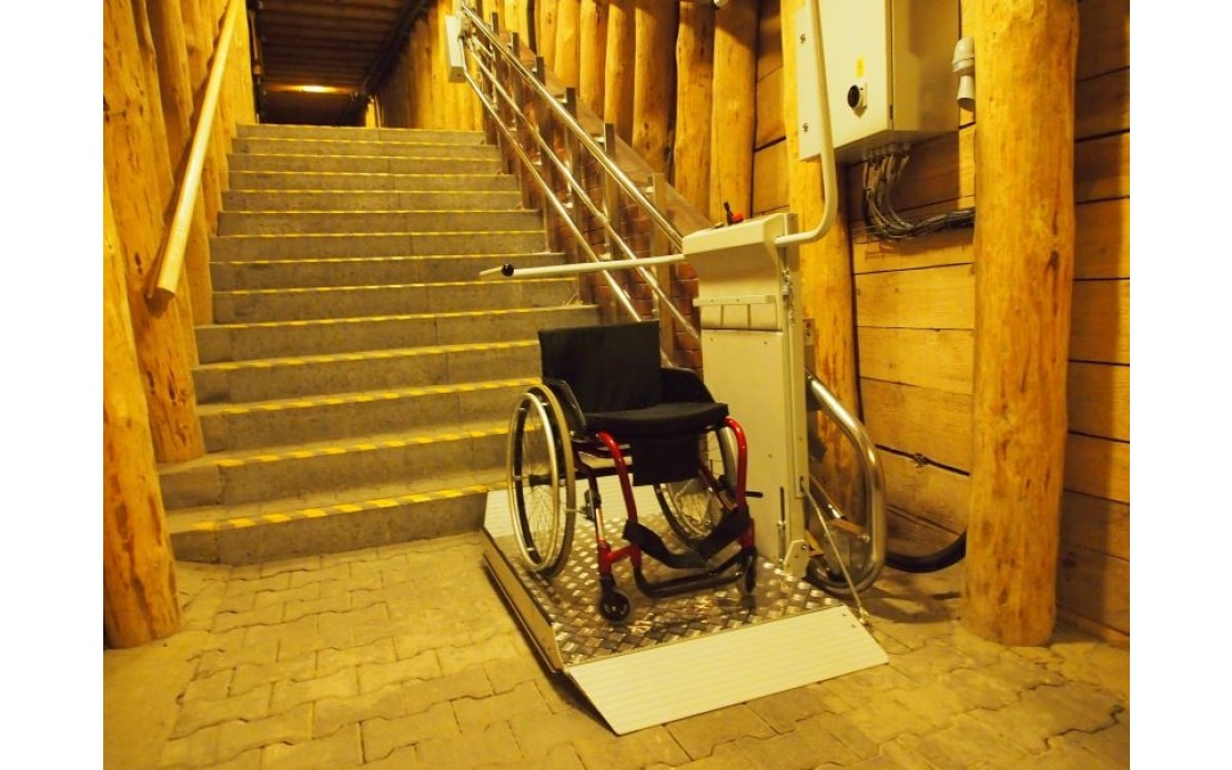 Platforma dla niepełnosprawnych O-ga w Kopalni Soli "Wieliczka"